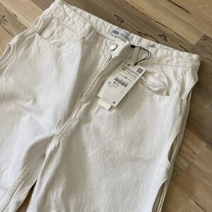 White denim jeans
